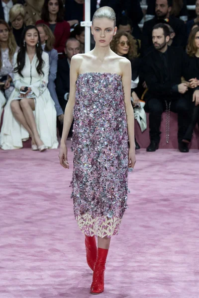 Look 40